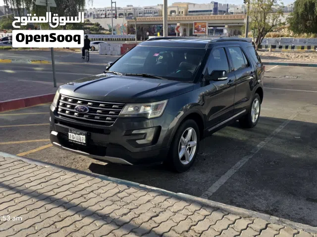 Ford Explorer XLT 4WD – 2016  Agency Maintained  Honest & Clean