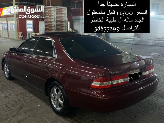 Lexus ES ES 300 in Northern Governorate