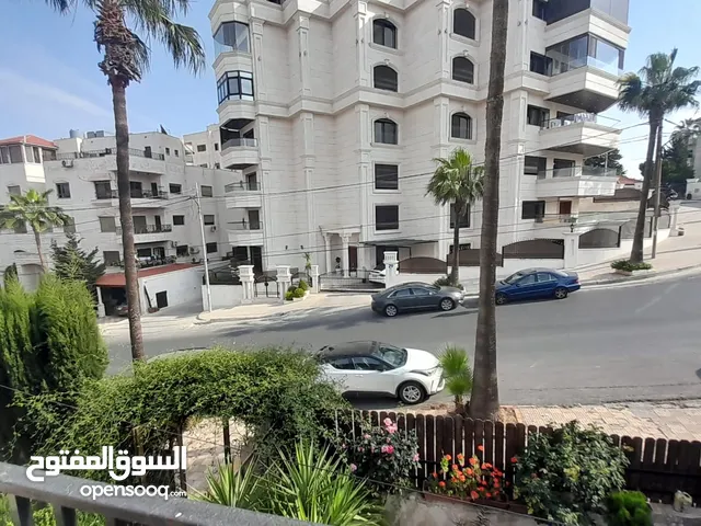 400 m2 5 Bedrooms Villa for Sale in Amman Al Rabiah