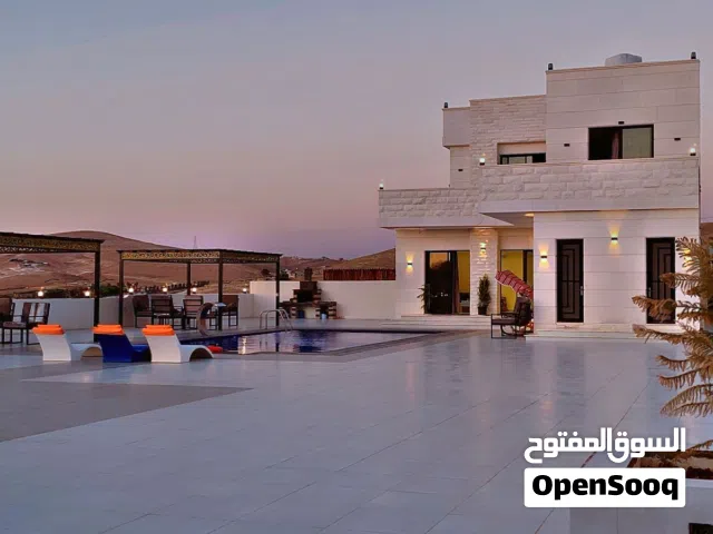 2 Bedrooms Chalet for Rent in Zarqa Al-Qnaiya
