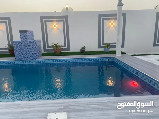4 Bedrooms Farms for Sale in Al Sharqiya Ja'alan Bani Bu Ali