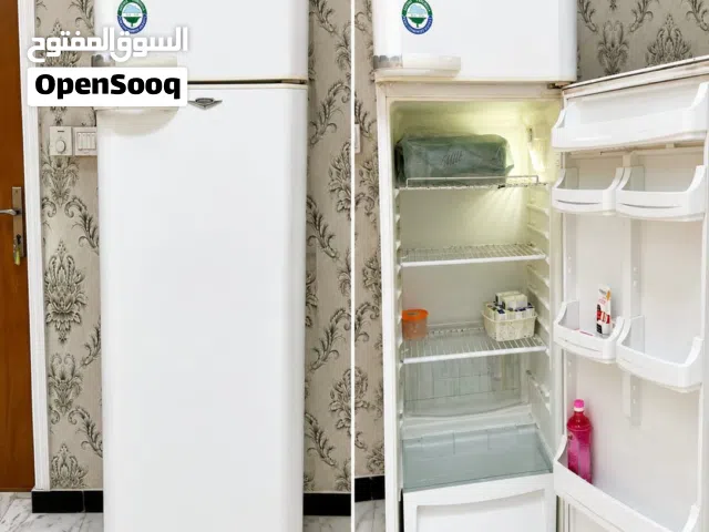 ثلاجة ماركة فيستل بيضاء (vestel) اصلية وتبريدها ممتاز