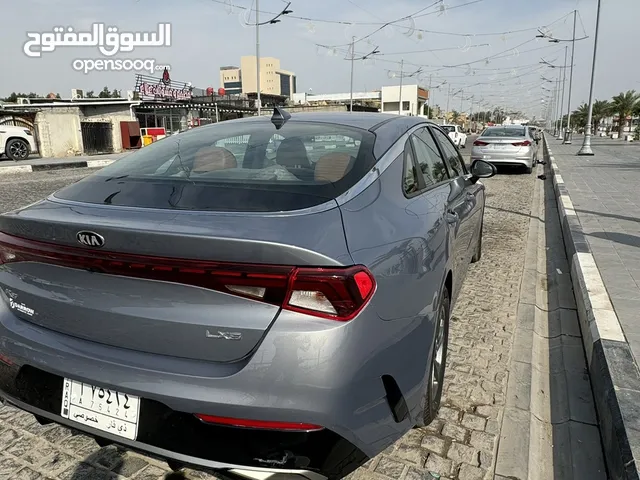 Kia k5 اقره الوصف