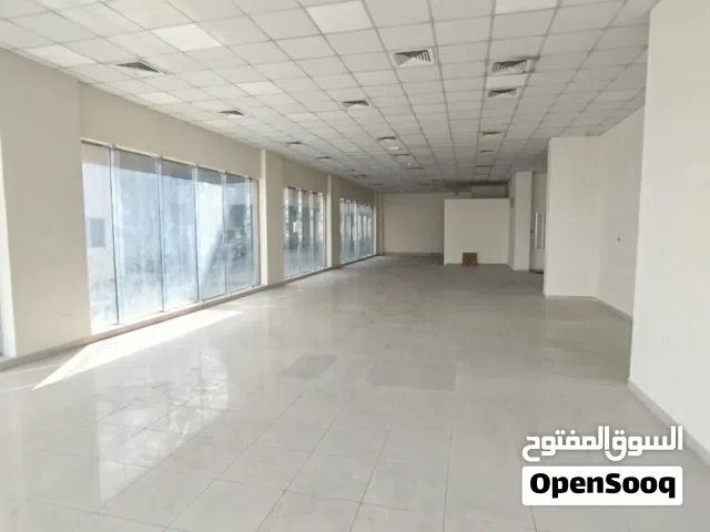 محل للايجار في منطقه المجاز 3 مساحه كبيره جدا