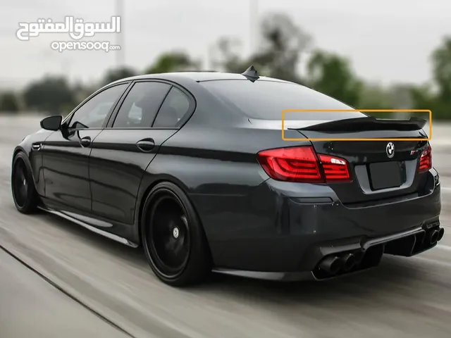 تم توفير جناح خلفي BMW F10 زي ما موضح بالصورة
