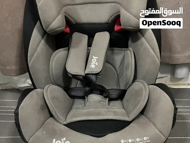 كراسي سيارة  بحالة جيدة جدا