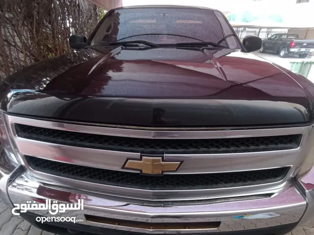 Used Chevrolet Silverado in Kuwait City