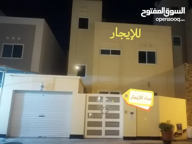 160 m2 4 Bedrooms Townhouse for Rent in Northern Governorate Sadad