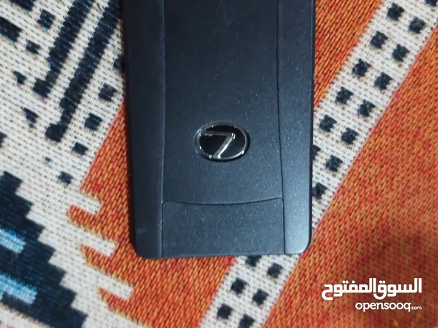 مفتاح كرت صالون لكزس موديل 2020