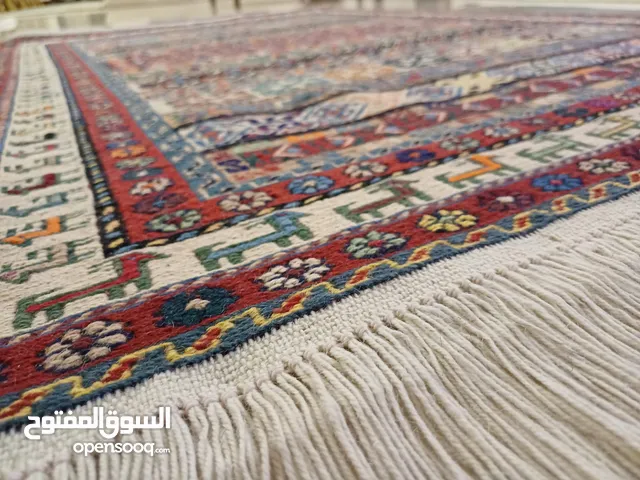 غليم (سجادة صغيرة) أصلها يدوي الصنع مع ألوان طبيعية ومسجلة عالمياً من سيرجان (إيران).
