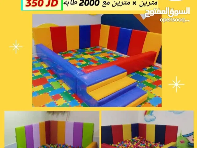 بركة طابات اطفال مفتوحة مع 2000 طابة مع جداريات حماية مع درج