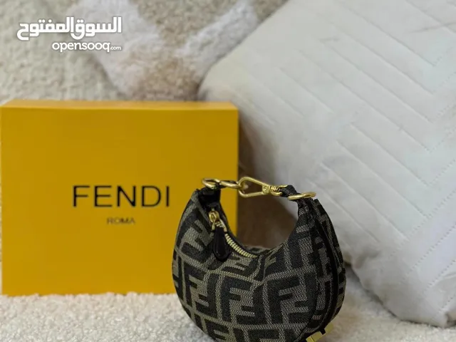 شنط للبيع متنوعه