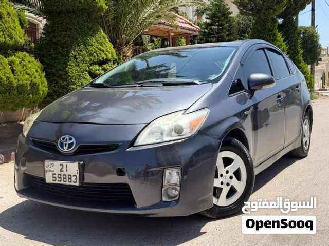 2011 تويوتا بريوس Prius