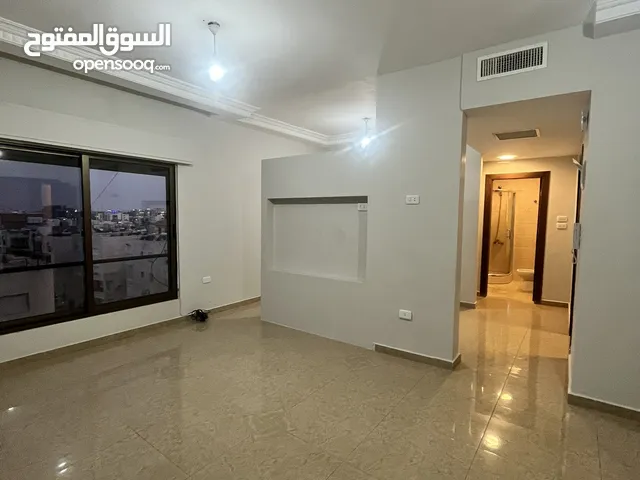 شقة فارغة للإيجار في اجمل مناطق ضاحية الامير راشد 120م