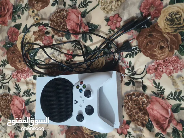 Xbox Series S للبيع بسعر 350 الف دينار عراقي