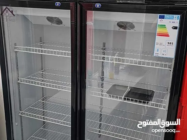 ثلاجة شبه جديدة باب عدد 2 اضاءة ليد بحالة ممتازة موفرة كهرباء
