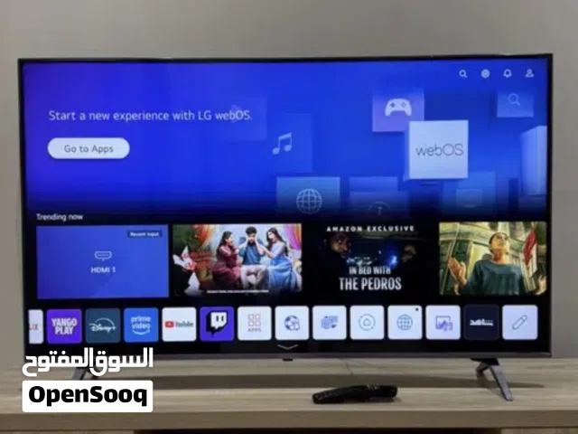 70” inch LG smart TV 4k UHD webOS AI ThinQ HDR TV new condition clean with remote and stand