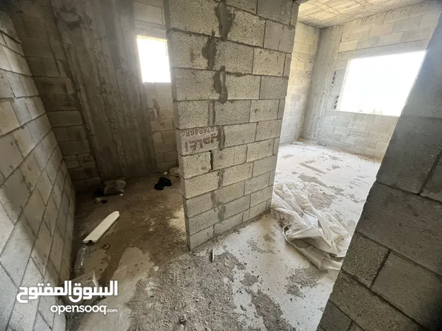 125 m2 3 Bedrooms Apartments for Sale in Tulkarm Shuweika