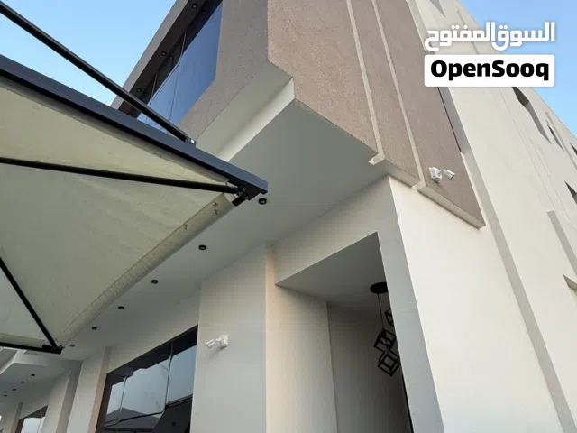 542 m2 More than 6 bedrooms Villa for Sale in Muscat Al Khoud