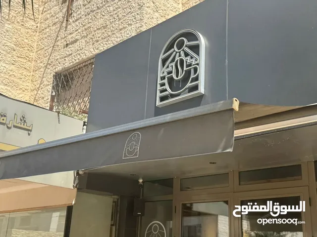 مظلات متحركة أوتوماتيك جلد الماني (استعمال خفيف)