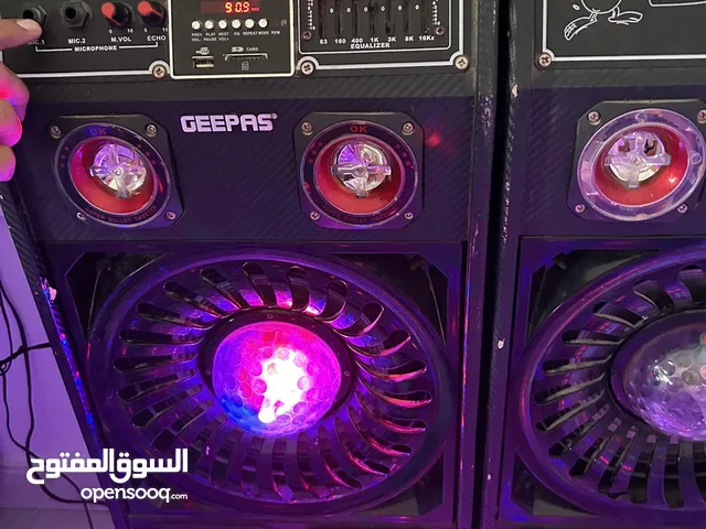 سماعات عالية الصوت