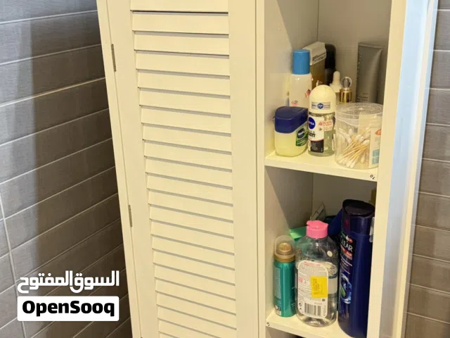 Bathroom cabinet