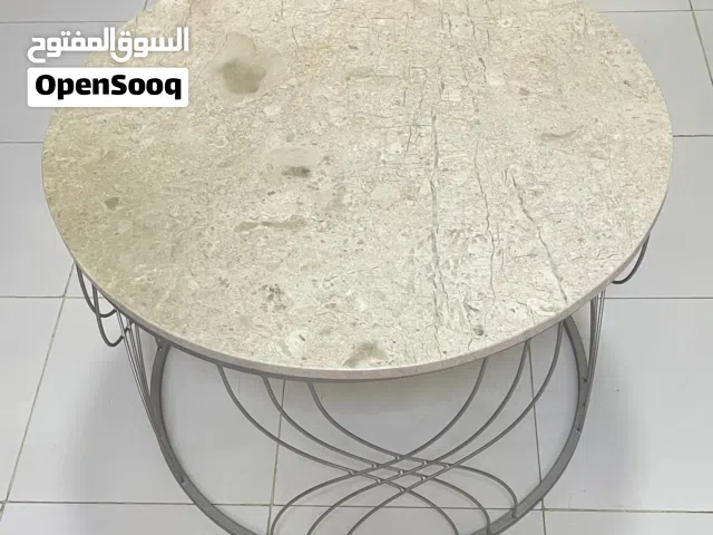 طاولة فالوسط