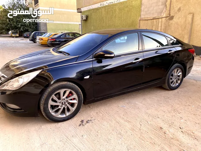 Used Hyundai Sonata in Tripoli