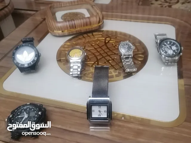 ساعات رجالية بحالة ممتازه جدا