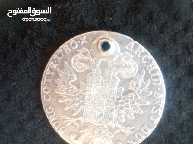عمله قديمه للبيع فضه بحالج جيده جدا