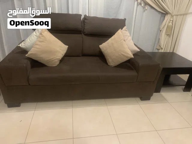 كنب للبيع بحالة جيده