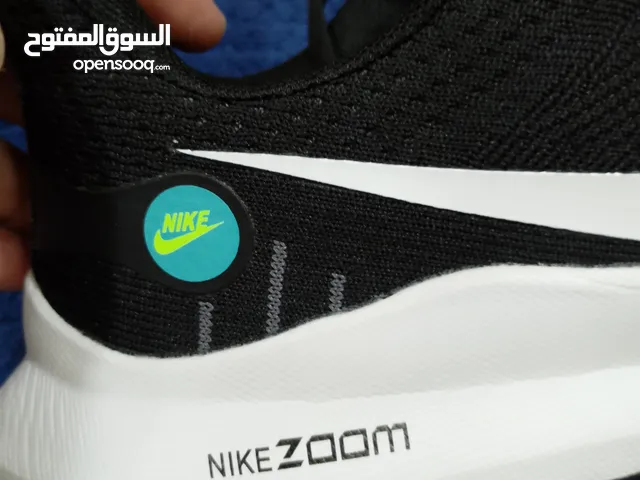 Nike Zoom Black used only two days. 10/10 condition
