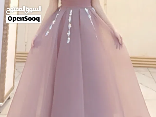 ملبوس مره وحده