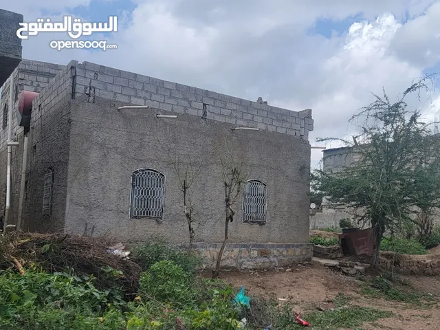 120 m2 4 Bedrooms Townhouse for Sale in Taiz Other