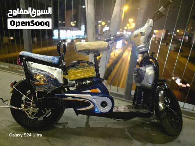 سكوتر كهربائي بحالة الوكالة