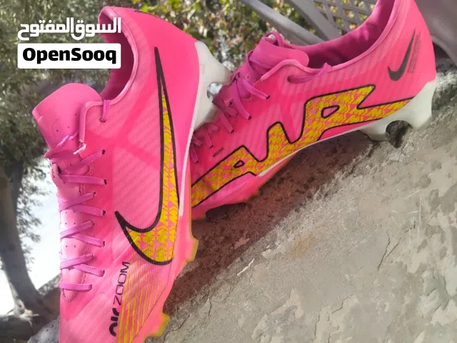 بوت كرة قدم نخب اول اصلي إندونيسيا