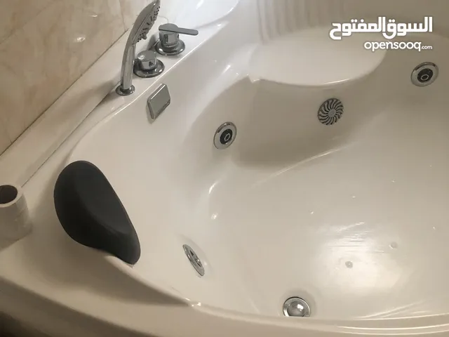 جاكوزي بحال الوكالة