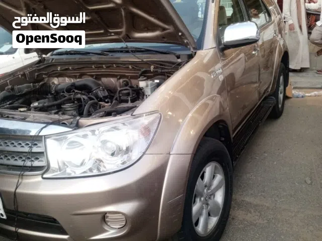 2009 تويوتا 4 رونر Limited