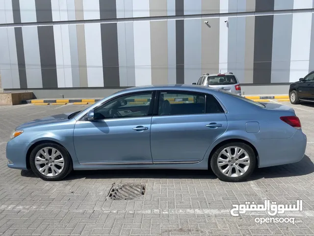 Used Toyota Avalon in Manama