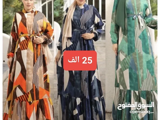 تشكيلة فساتين واطقم وسوتات