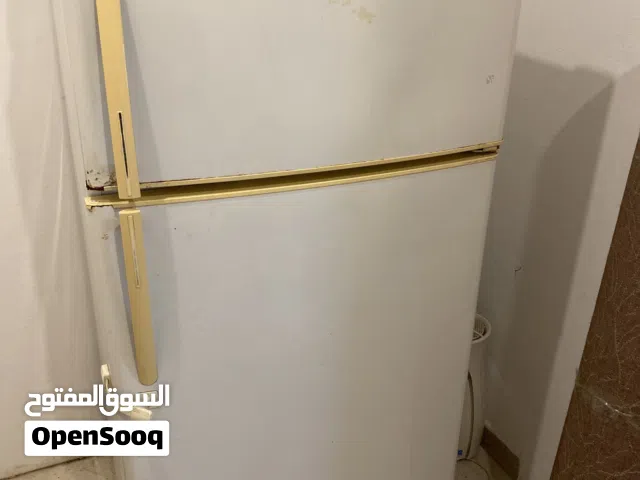 ثلاجة مستعملة للبيع