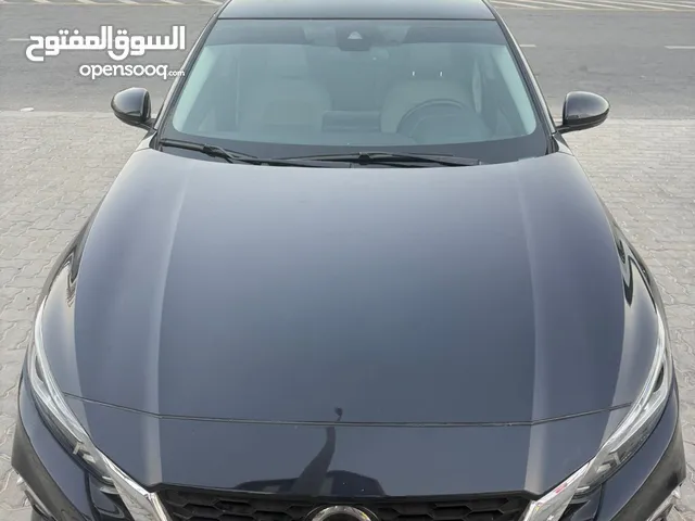 نيسان التيما Sv موديل 2020 فتحة سقف سيارة بحالة الزيرو بدون حوادث كراسي جلد