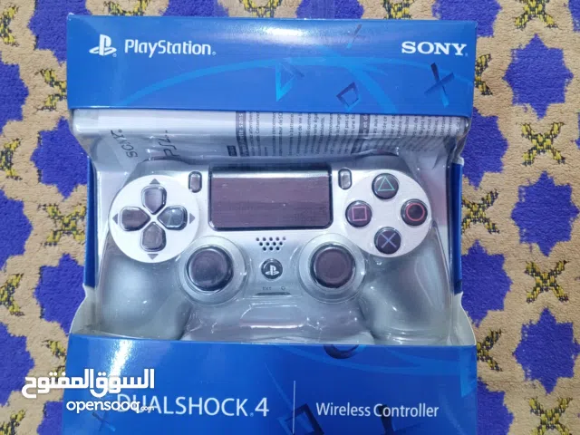 يده بلي ستيشن 4 مستعمله قليل