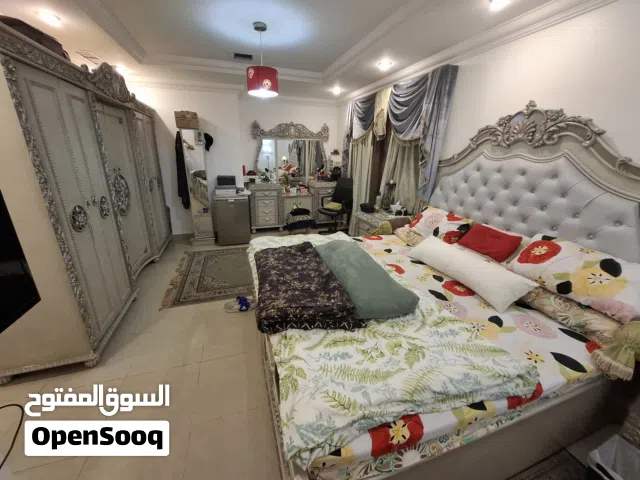 220 m2 4 Bedrooms Apartments for Rent in Hawally Salwa