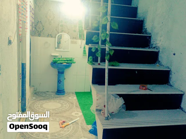 بيت للبيع تنومه شط العرب شارع الرسول قرفه وديواني هول حمام وتواليت طارم سعر50 وقف سني مامسجل