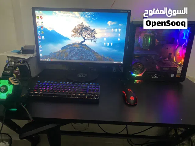 كمبيوتر للبيع كامل اغراض