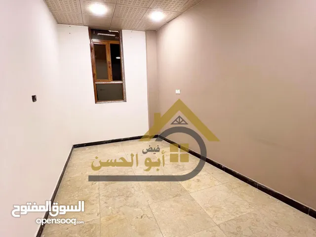200 m2 5 Bedrooms Townhouse for Rent in Basra Other
