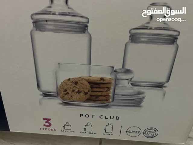 3 حافظات غير مستخدمة ب3 احجام