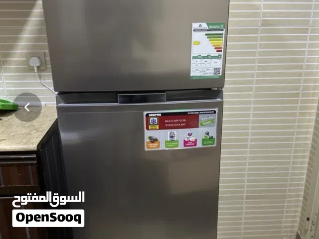 ثلاجة جيباس تبريد بالبخار 250 لتر شبهه جديده استخدام بسيط