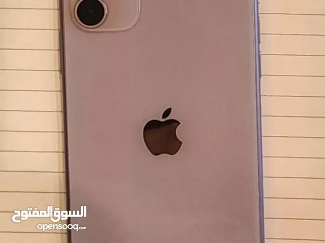 Apple iPhone 11 64 GB in Al Dakhiliya